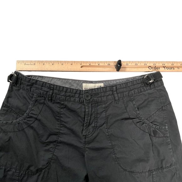 OLD NAVY Pants Women's Cotton Blend Roll-Tab Capri's Zippers Gray Size 8 - Picture 3 of 11